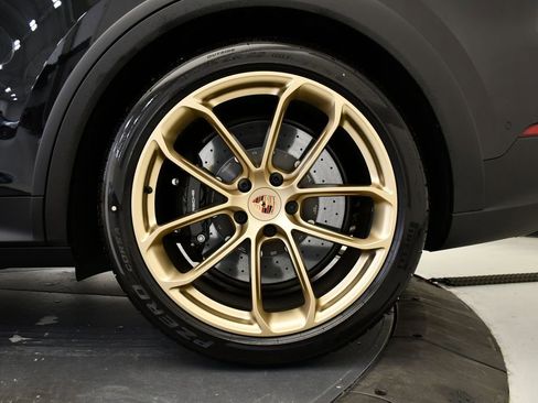 New 2026 Porsche Cayenne Turbo GT AWD/4WD image 16