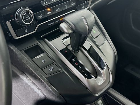 Used 2019 Honda CR-V Touring image 25