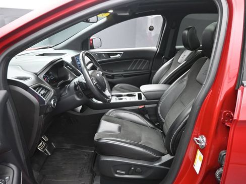Used 2022 Ford Edge ST w/ Equipment Group 401A AWD/4WD image 16