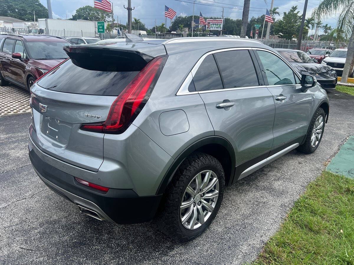 Used 2023 Cadillac XT4 Premium Luxury AWD/4WD image 5