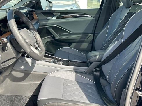 New 2026 Volkswagen Tiguan SEL R-Line image 16