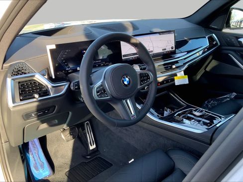 New 2026 BMW X5 M60i AWD/4WD image 8