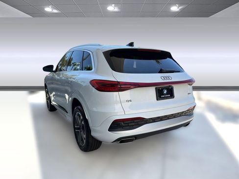Used 2025 Audi Q5 Premium AWD/4WD image 3