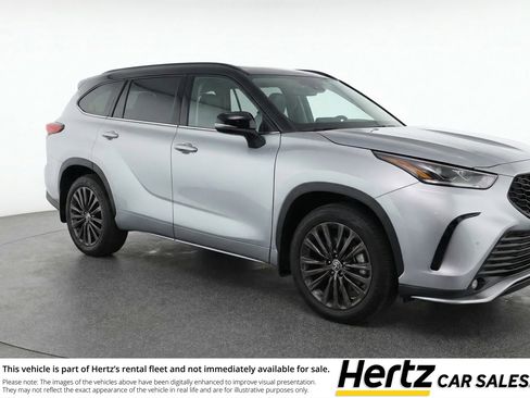 Used 2025 Toyota Highlander XSE AWD/4WD image 1