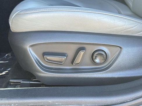 Used 2020 Toyota Avalon XLE image 20