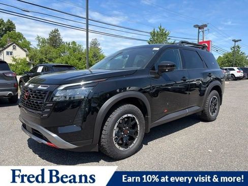New 2026 Nissan Pathfinder Rock Creek AWD/4WD image 3