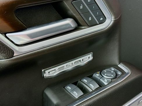 Used 2024 GMC Sierra 1500 Denali w/ Denali Reserve Package image 19