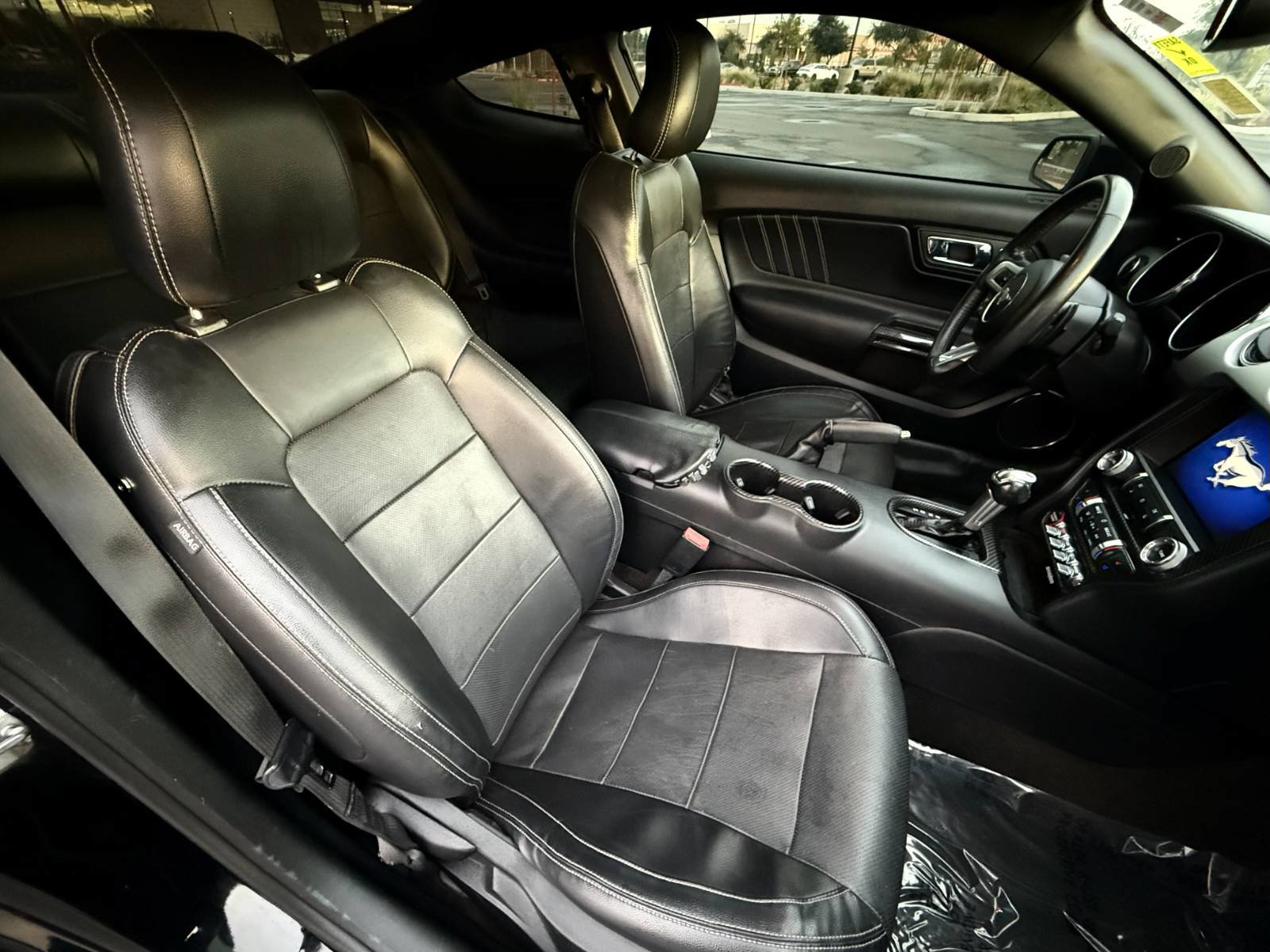 Used 2017 Ford Mustang Premium RWD image 22