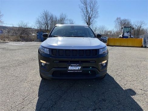 Used 2021 Jeep Compass Latitude w/ Sun and Sound Group image 9