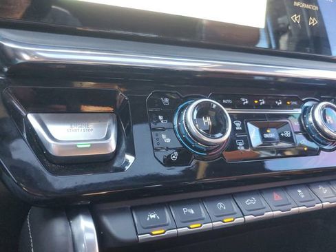 Used 2024 GMC Sierra 1500 Denali Ultimate image 32