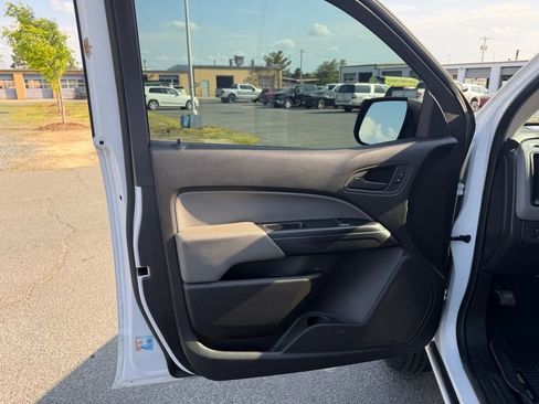 Used 2015 Chevrolet Colorado W/T w/ WT Convenience Package image 11