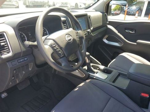 Certified 2024 Nissan Frontier SV w/ Technology Package RWD image 15