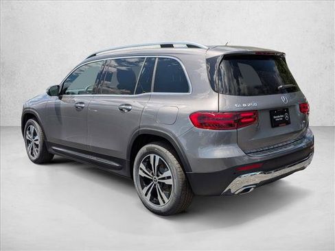 New 2026 Mercedes-Benz GLB 250 4MATIC image 9