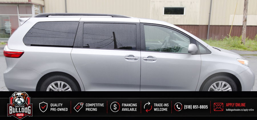 Used 2016 Toyota Sienna XLE FWD image 7