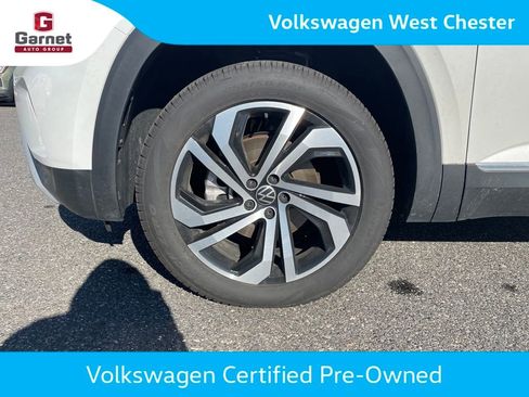 Certified 2023 Volkswagen Atlas Cross Sport SEL AWD/4WD image 11