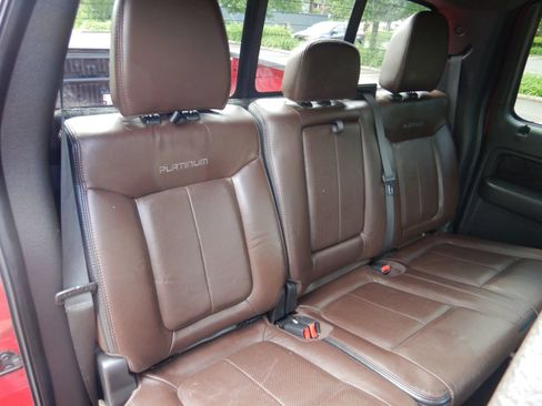 Used 2011 Ford F150 Platinum AWD/4WD image 23