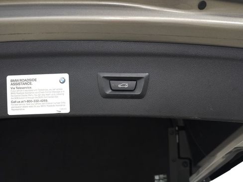 Certified 2024 BMW iX xDrive50 w/ Premium Package AWD/4WD image 10