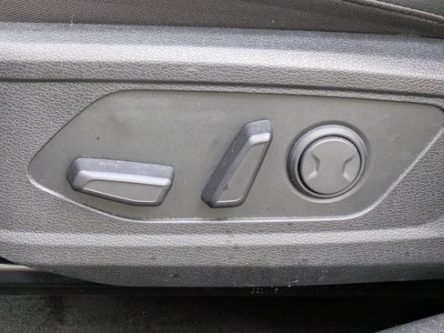 Certified 2025 Kia Sportage EX FWD image 17