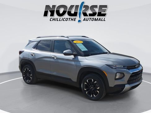 Used 2023 Chevrolet TrailBlazer LT w/ Convenience Package AWD/4WD image 2