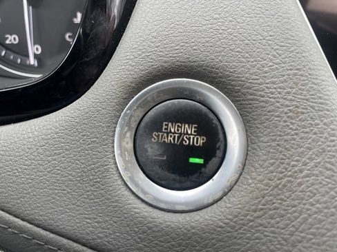 Used 2020 Cadillac XT5 Premium Luxury image 26