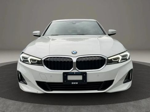 Used 2023 BMW 330i xDrive Sedan w/ Driving Assistance Package AWD/4WD image 2