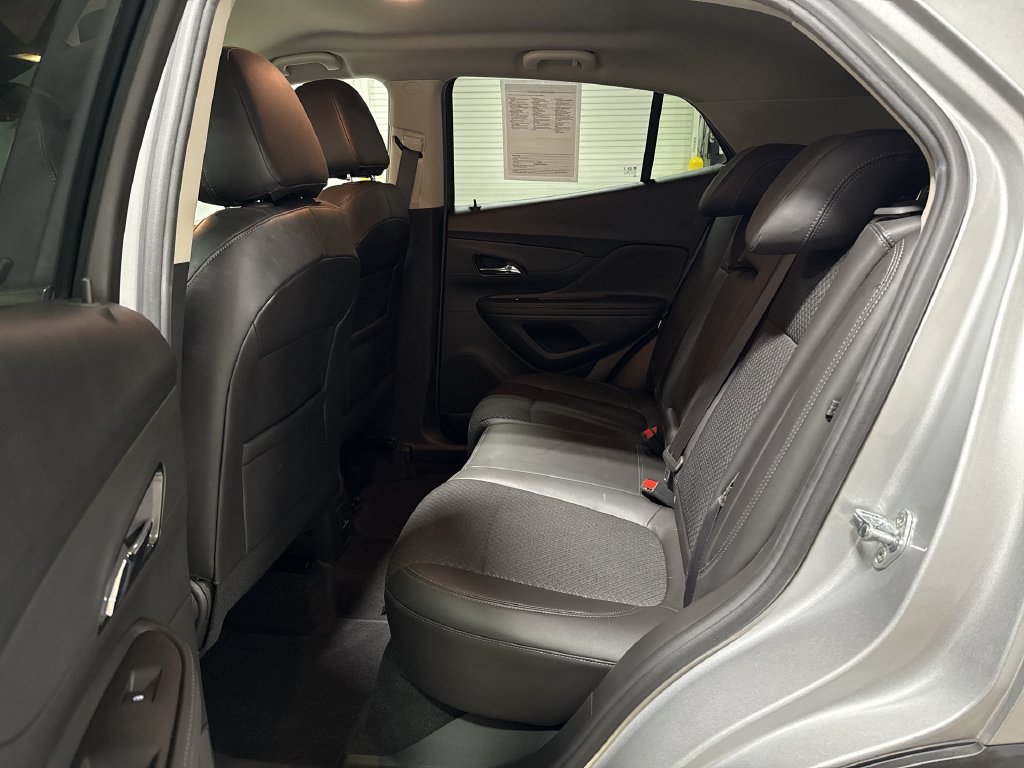 Used 2022 Buick Encore Preferred w/ Safety Package AWD/4WD image 22