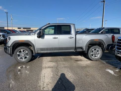 New 2026 GMC Sierra 2500 SLE w/ SLE Value Package; image 7