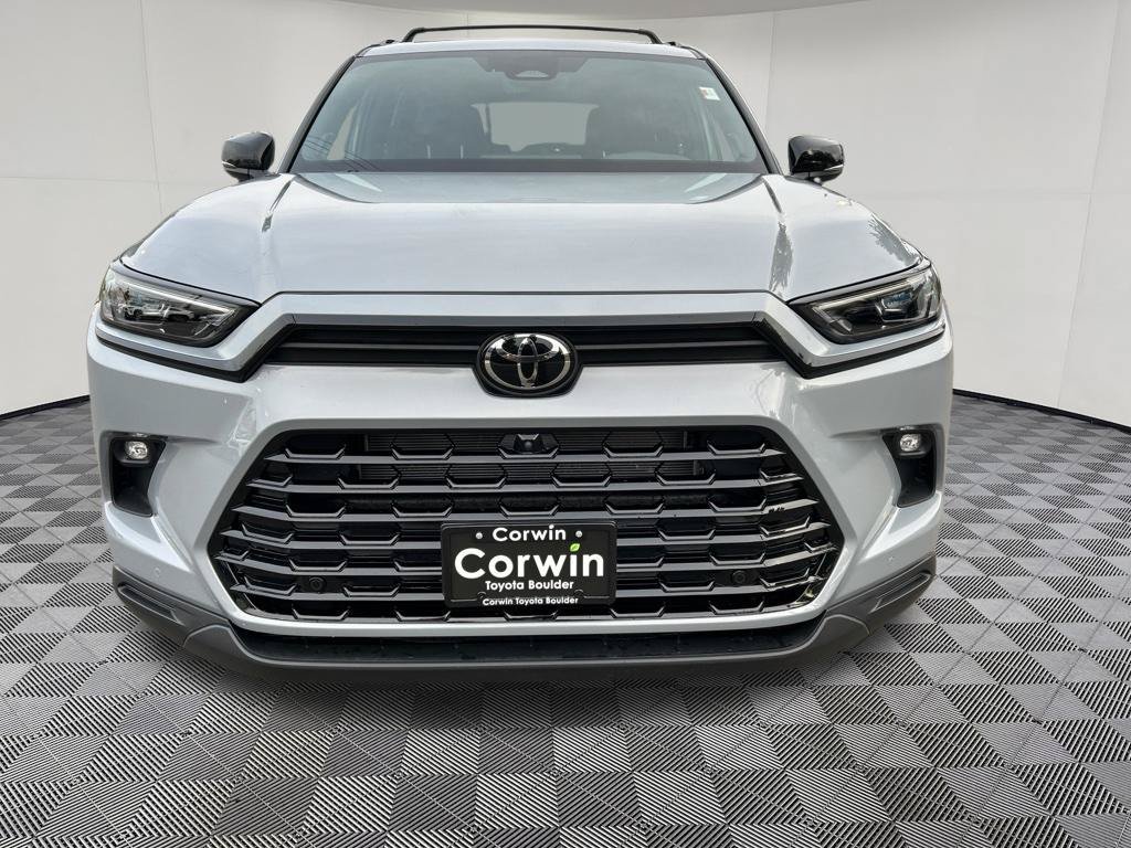 Used 2026 Toyota Grand Highlander AWD Hybrid image 2