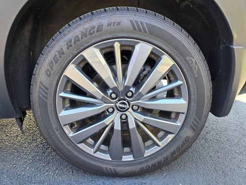 Used 2024 Nissan Pathfinder SL w/ SL Premium Package AWD/4WD image 6
