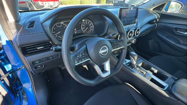 Used 2024 Nissan Sentra SV FWD image 32