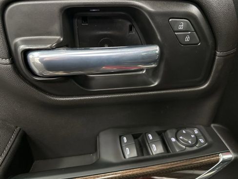 Used 2022 Chevrolet Silverado 1500 RST AWD/4WD image 18