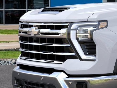 New 2026 Chevrolet Silverado 3500 LTZ w/ LTZ Convenience Package AWD/4WD image 13