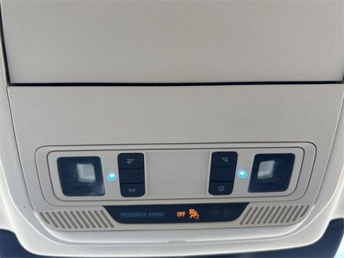 Used 2021 Ford Explorer XLT image 41