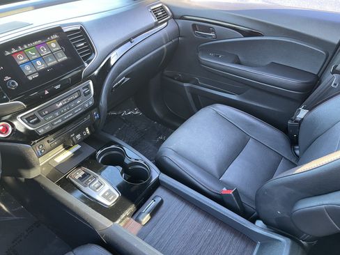 Used 2022 Honda Pilot Black Edition image 17