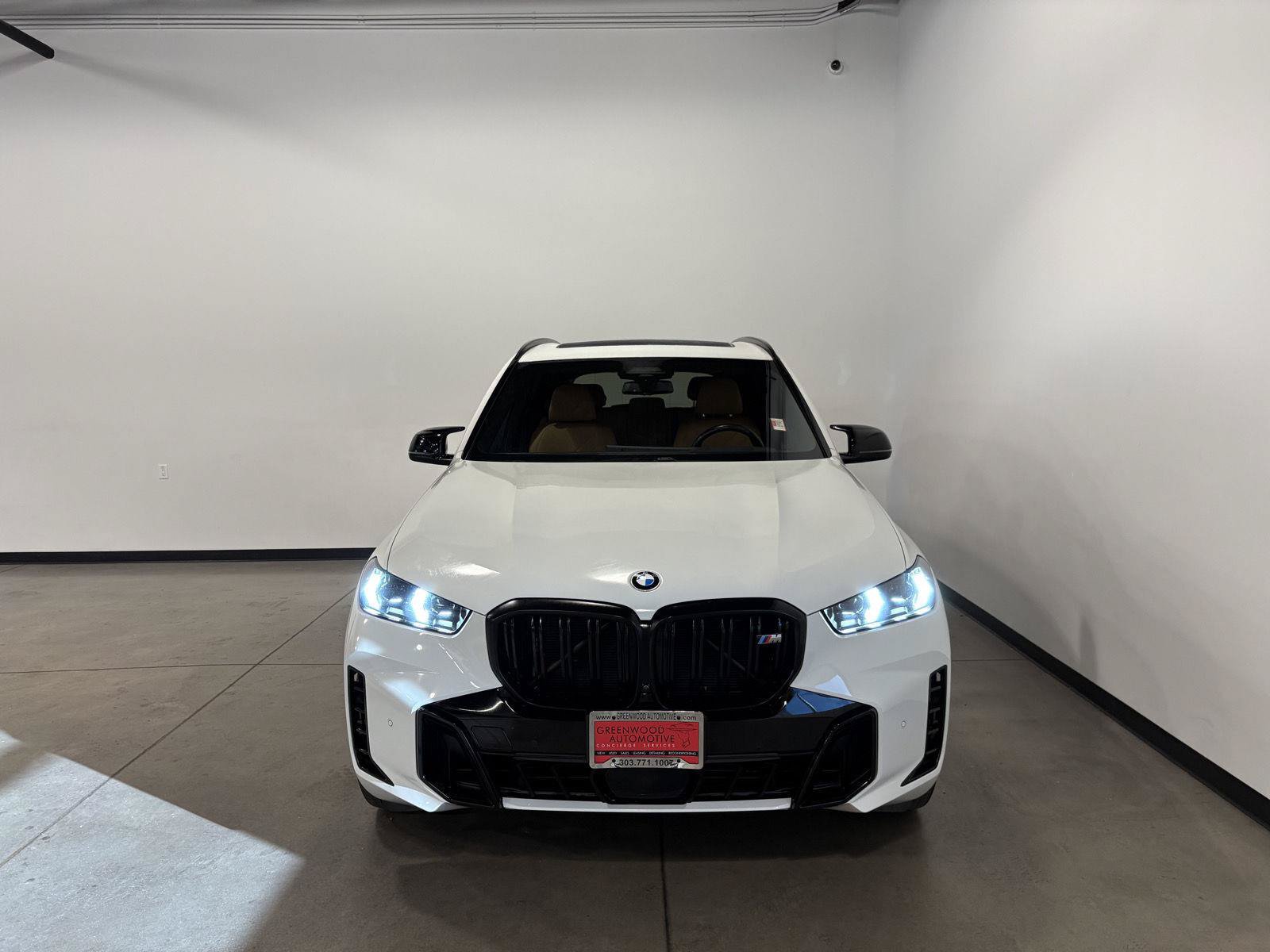 Used 2024 BMW X5 M60i AWD/4WD image 11