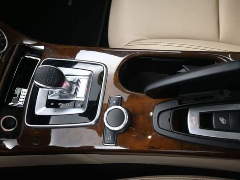 Used 2019 Mercedes-Benz SLC 300 image 15