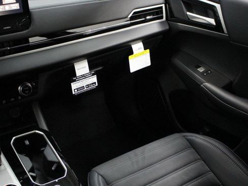 New 2026 Mitsubishi Outlander SE image 22