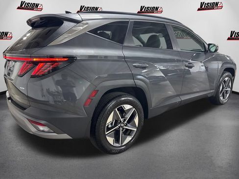Certified 2025 Hyundai Tucson SEL AWD/4WD image 5