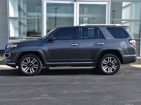 Used 2017 Toyota 4Runner Limited AWD/4WD image 11