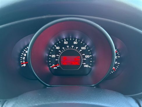 Used 2016 Kia Soul ! image 25