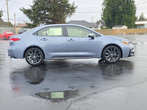 New 2026 Toyota Corolla SE image 7