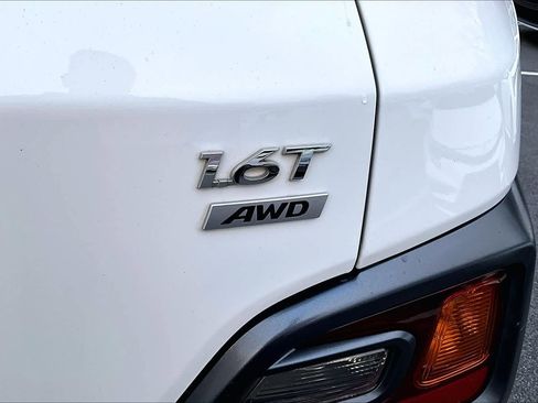 Used 2021 Hyundai Kona Limited image 9