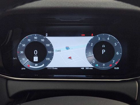 New 2026 Land Rover Range Rover Evoque S AWD/4WD image 16