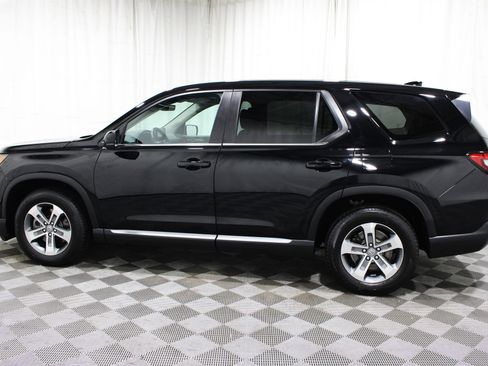 Used 2025 Honda Pilot EX-L image 35