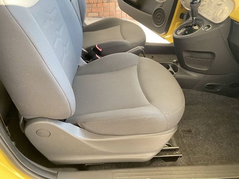 Used 2013 FIAT 500 Pop FWD image 23