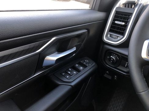 New 2026 RAM 1500 4x4 Crew Cab image 20