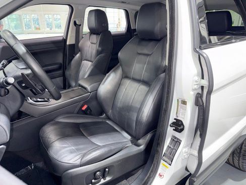 Used 2018 Land Rover Range Rover Evoque SE AWD/4WD image 50