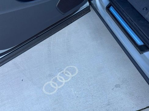 New 2026 Audi Q7 2.0T Premium image 19