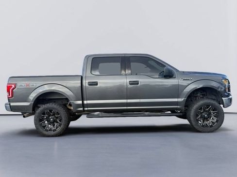 Used 2017 Ford F150 XLT AWD/4WD image 2