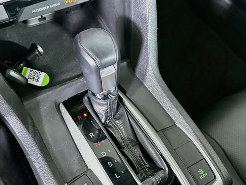 Used 2017 Honda Civic Touring image 25